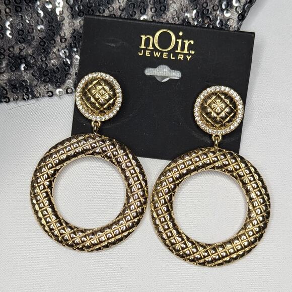 nOir Gold Tone Metal Textured Hoop Earrings - Picture 1 of 5